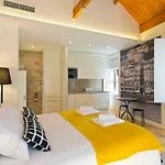 Ribeira Apartment *
